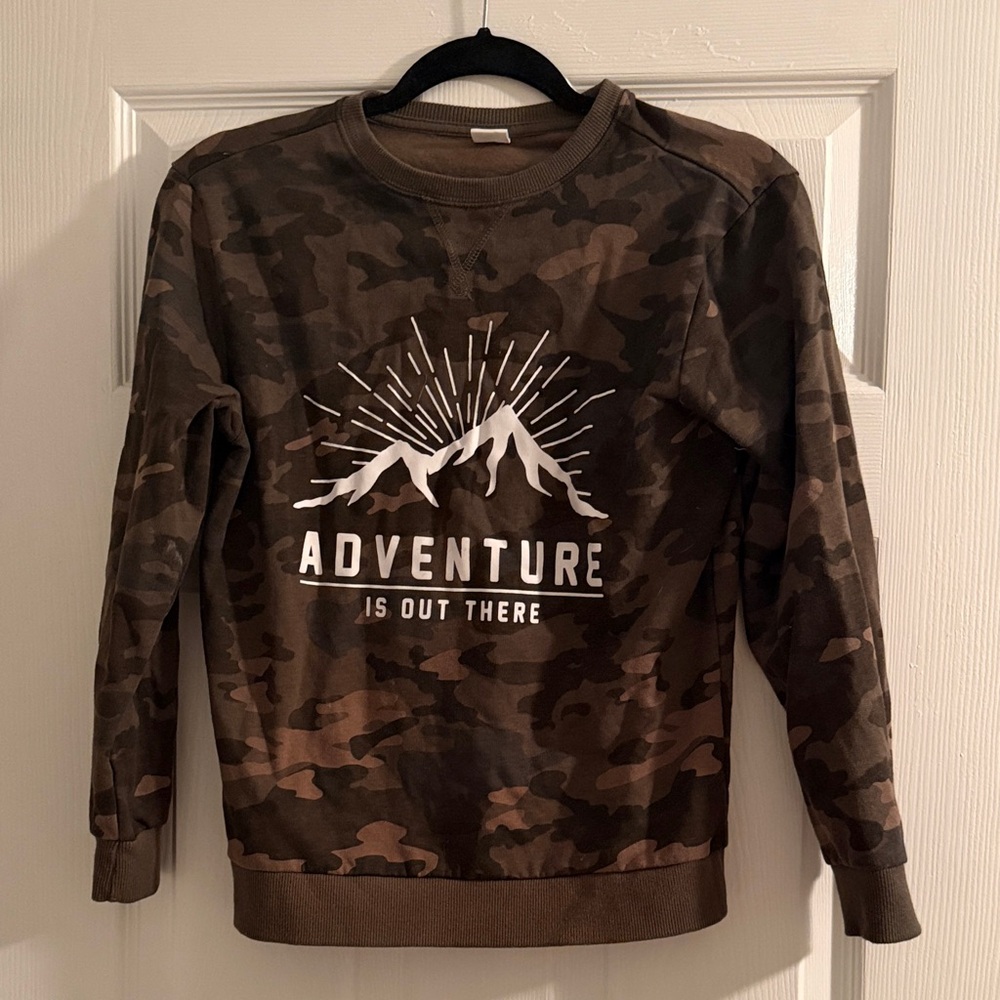 Crazy 8 Brown Camouflage Crewneck Sweater